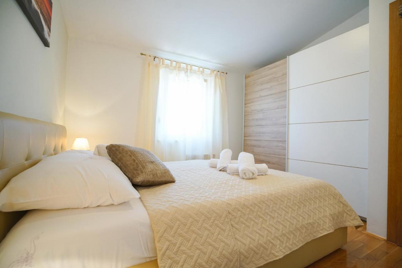 Apartment Nicol Zadar Exterior photo